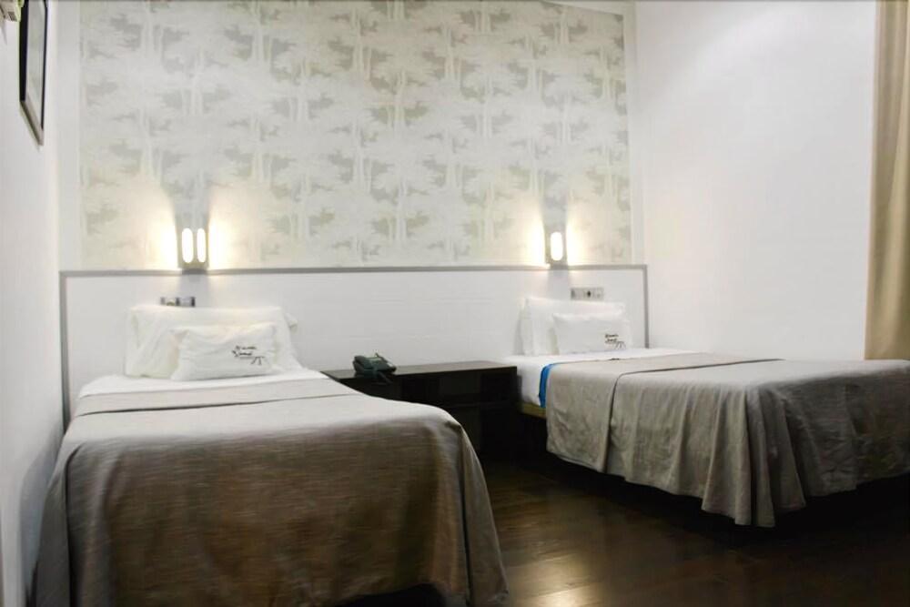 Hotel El Sueno De Jemik ลา โรดา ภายนอก รูปภาพ